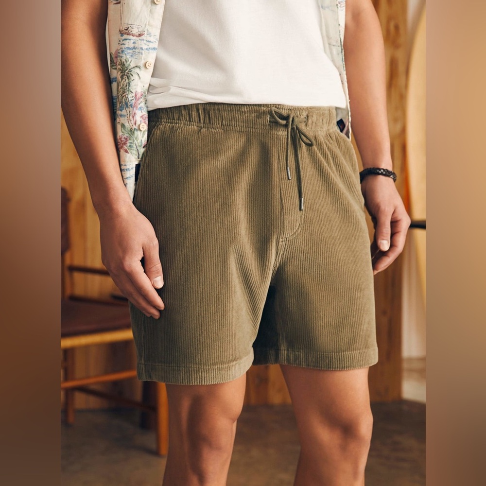 Faherty Essential Italian Knit Cord Short (6" Inseam)